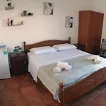 Apartman House, For Couple In 2nd Floor *