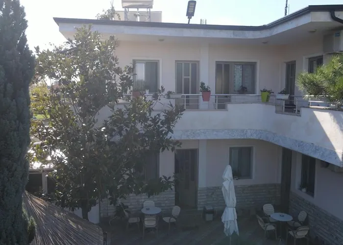 Apartman House, For Couple In 2nd Floor Velipoja