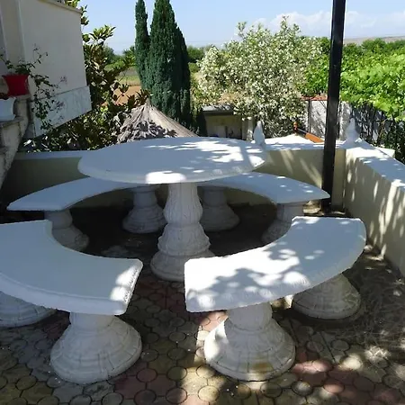 Daire House, For Couple In 2nd Floor Velipojë
