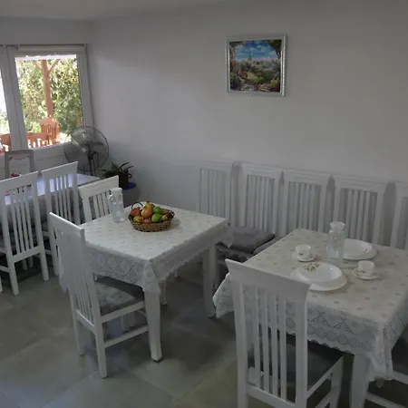House, For Couple In 2nd Floor Velipojë